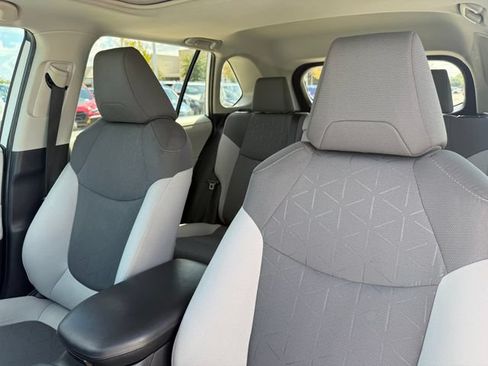Used 2023 Toyota RAV4 XLE w/ Convenience Package AWD/4WD image 13