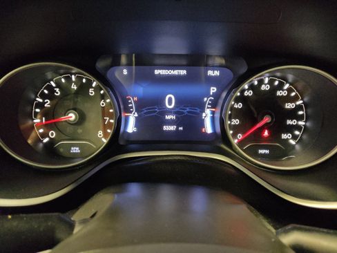 Used 2018 Jeep Compass Limited AWD/4WD image 23
