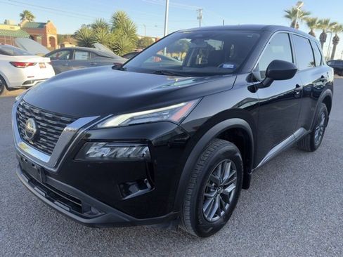 Certified 2021 Nissan Rogue S image 3