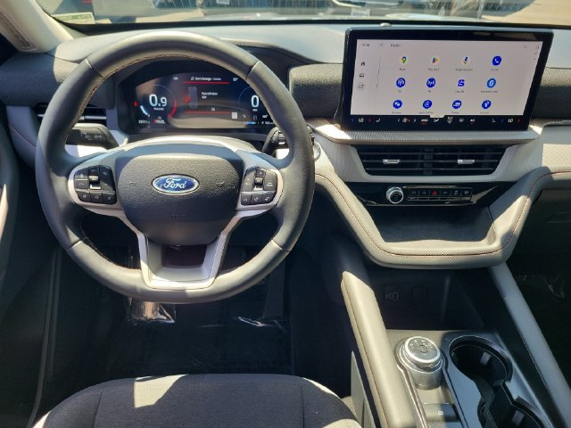 Used 2026 Ford Explorer Active RWD image 4