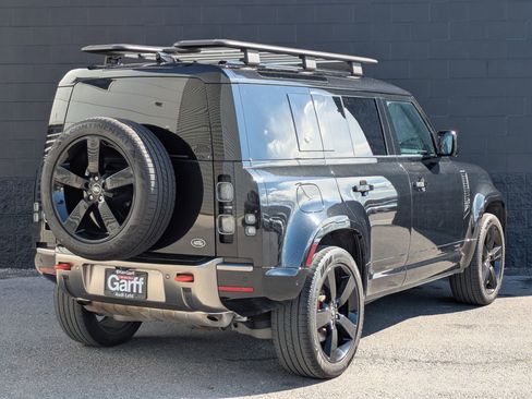 Used 2023 Land Rover Defender 110 X AWD/4WD image 5