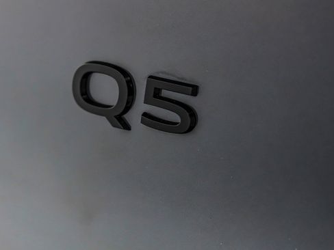 New 2025 Audi Q5 Premium Plus image 9
