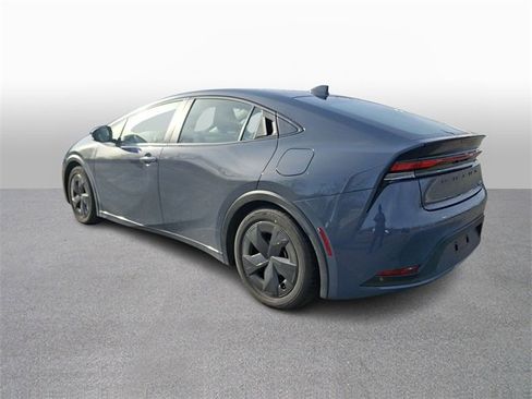 Certified 2025 Toyota Prius LE image 6