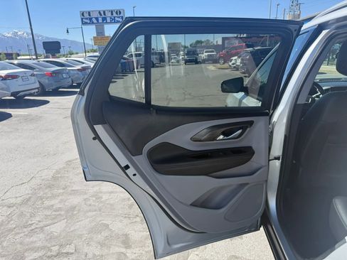 Used 2022 GMC Terrain SLT AWD/4WD image 20