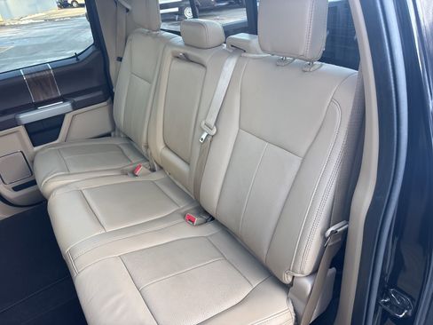 Used 2020 Ford F150 Lariat w/ Equipment Group 502A Luxury image 38