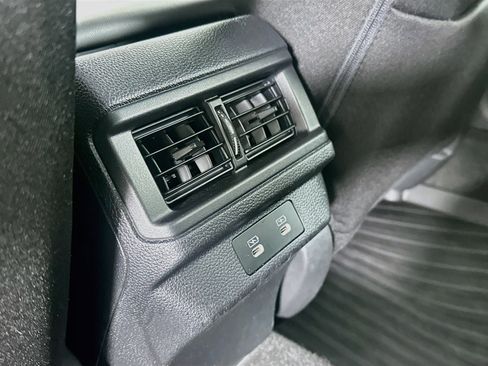 Used 2025 Honda Accord LX image 24