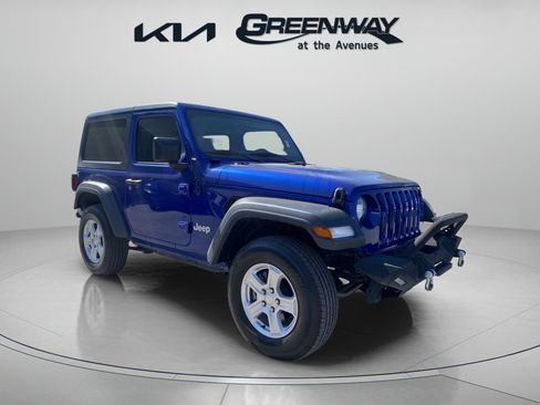 Used 2019 Jeep Wrangler Sport AWD/4WD image 1