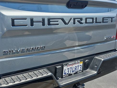 Used 2023 Chevrolet Silverado 1500 ZR2 image 33