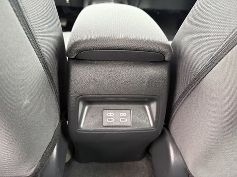 Used 2024 Toyota Corolla LE image 12