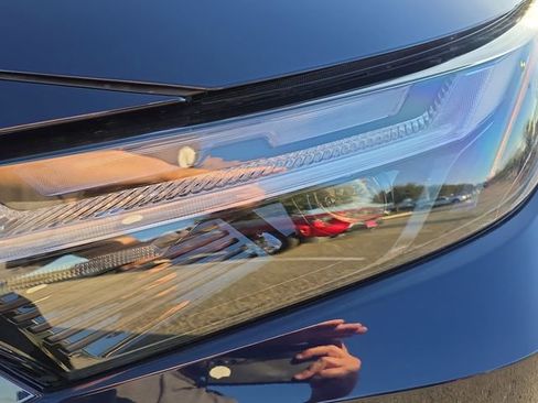 New 2025 Toyota RAV4 Limited image 32