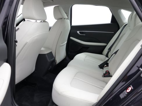 Used 2023 Hyundai Sonata SE FWD image 22