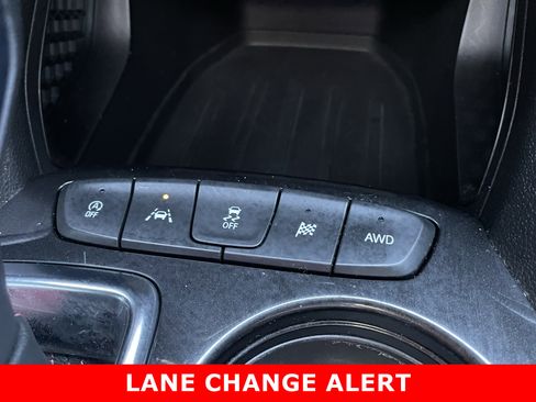 Used 2023 Chevrolet TrailBlazer RS w/ Sun and Liftgate Package image 24