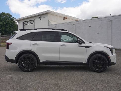 Used 2024 Kia Sorento SX AWD/4WD image 19