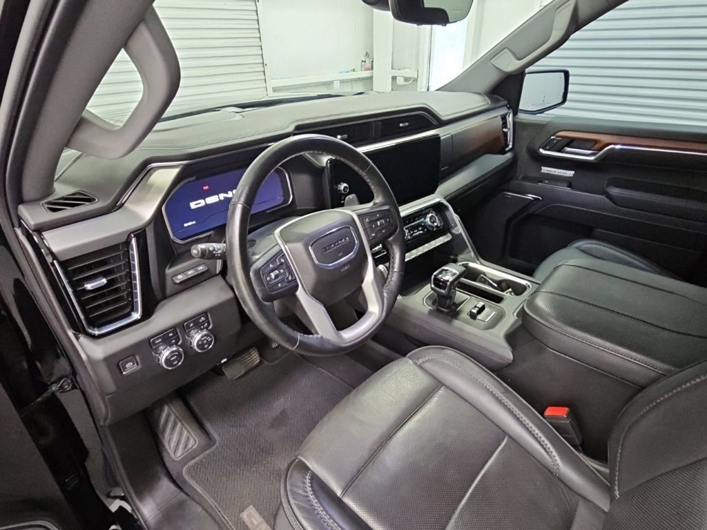 Certified 2023 GMC Sierra 1500 Denali w/ Denali Reserve Package AWD/4WD image 12