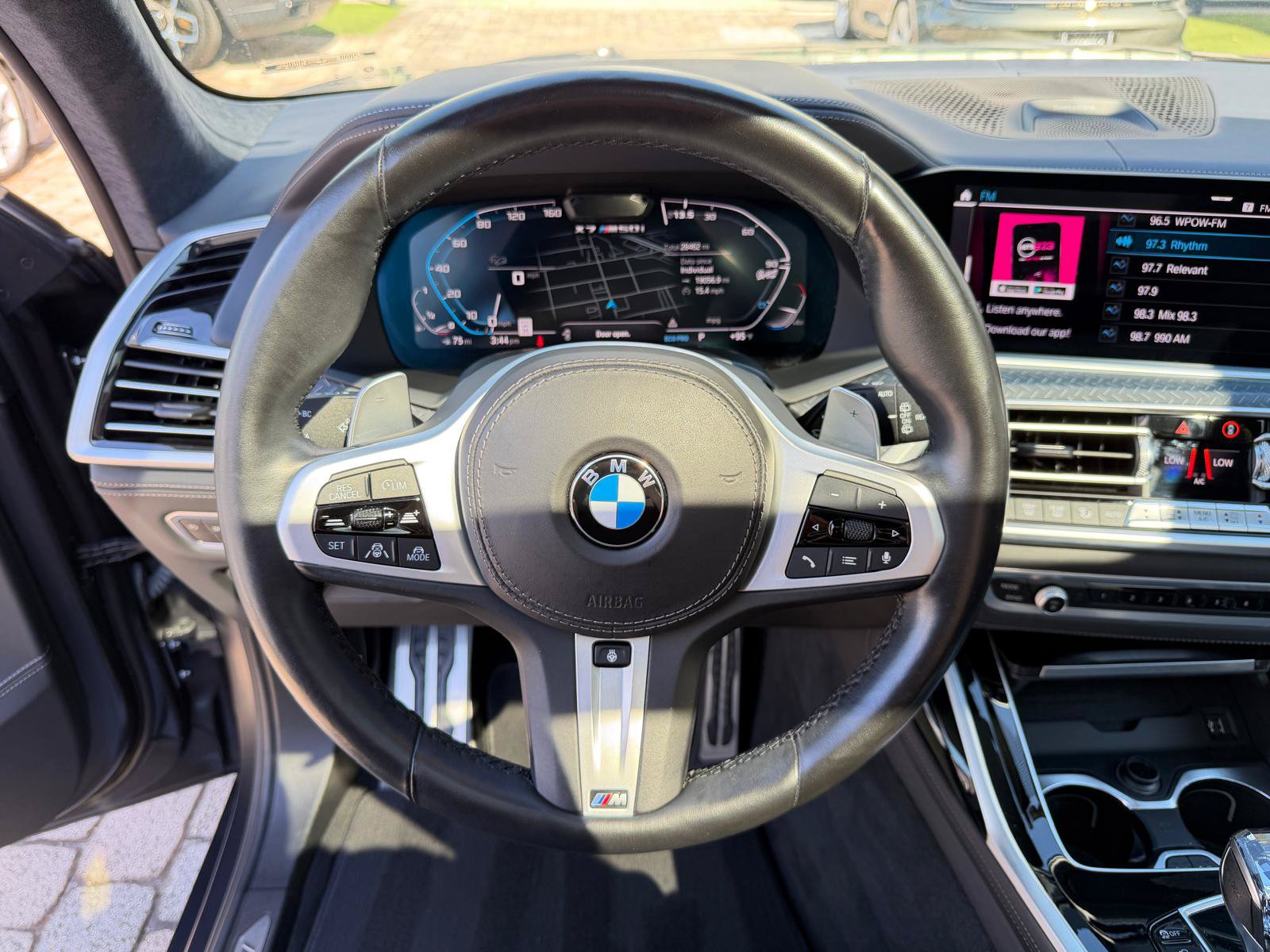 Used 2021 BMW X7 M50i AWD/4WD image 33