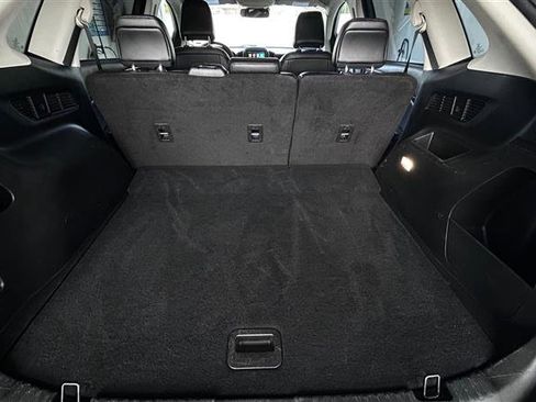 Used 2022 Ford Edge SEL image 18