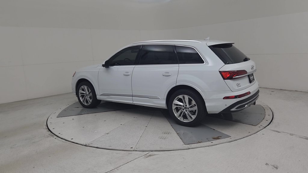 Used 2021 Audi Q7 2.0T Premium w/ Convenience Package AWD/4WD image 10