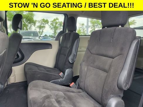 Used 2016 Dodge Grand Caravan SXT FWD image 19