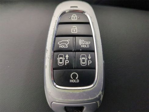 Certified 2023 Hyundai Santa Fe Limited image 39