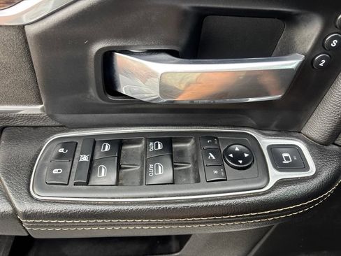 Used 2021 RAM 3500 Laramie AWD/4WD image 28