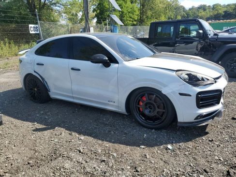 Used 2021 Porsche Cayenne GTS image 1