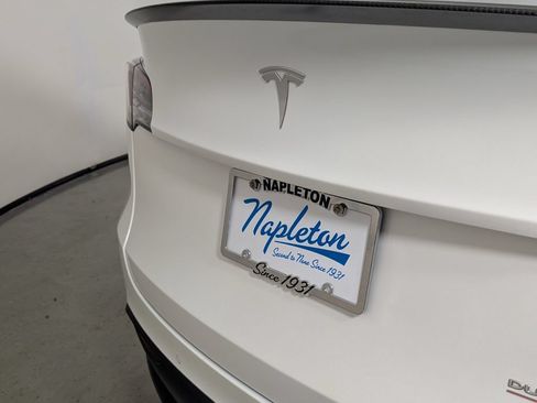 Used 2022 Tesla Model Y Performance AWD/4WD image 8