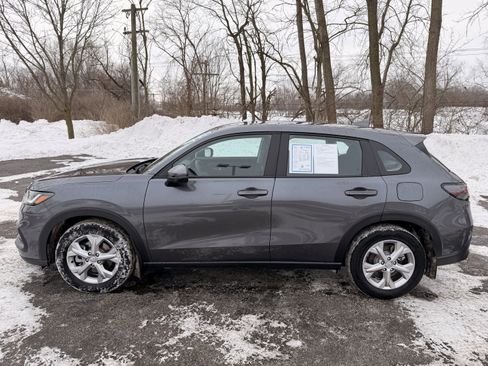 Certified 2025 Honda HR-V LX image 6