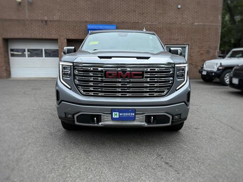 Used 2024 GMC Sierra 1500 Denali w/ Denali Reserve Package AWD/4WD image 2