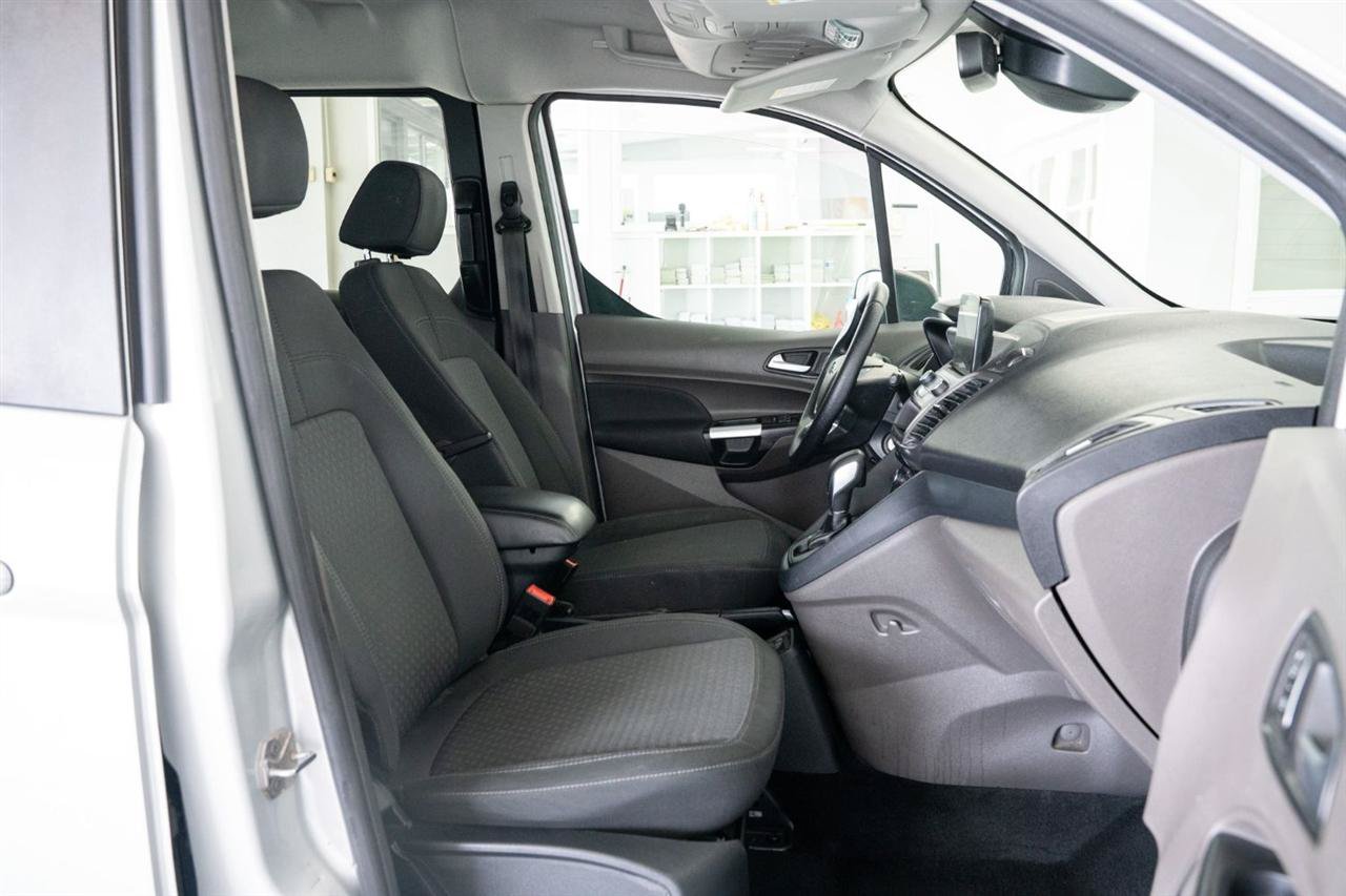 Used 2021 Ford Transit Connect XLT FWD image 12