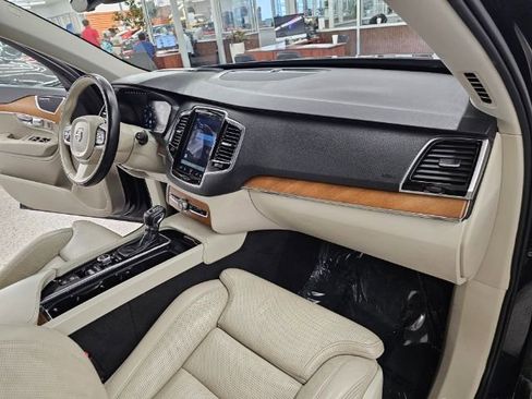 Used 2017 Volvo XC90 T6 Inscription image 8
