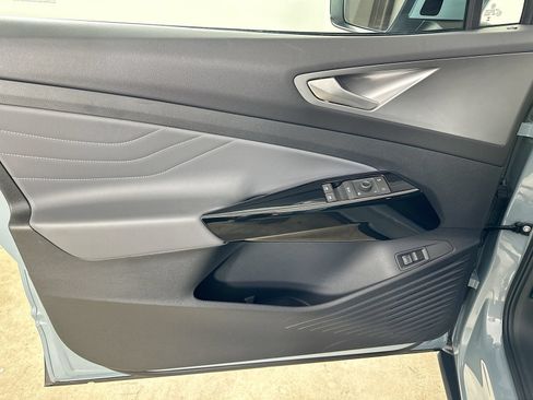 Used 2025 Volkswagen ID.4 Pro S RWD image 17