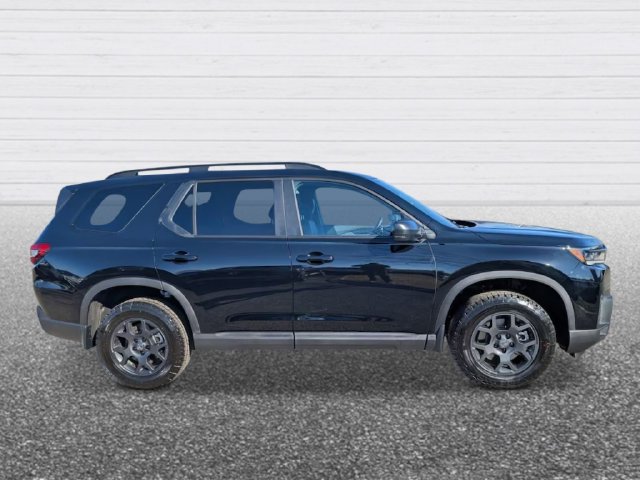 New 2026 Honda Pilot TrailSport image 6