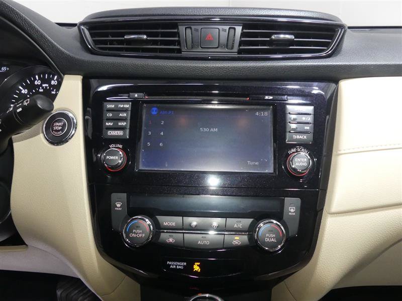 Used 2017 Nissan Rogue SV w/ SV Premium Package FWD image 36
