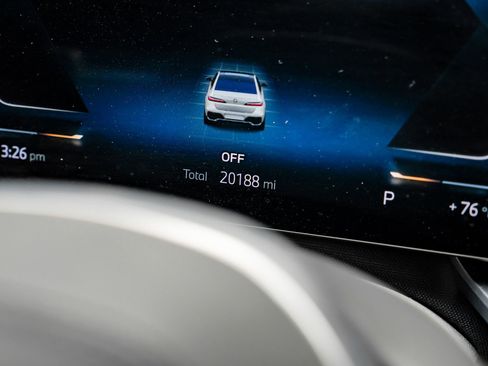 Used 2024 BMW 740i w/ Premium Package 2 image 27