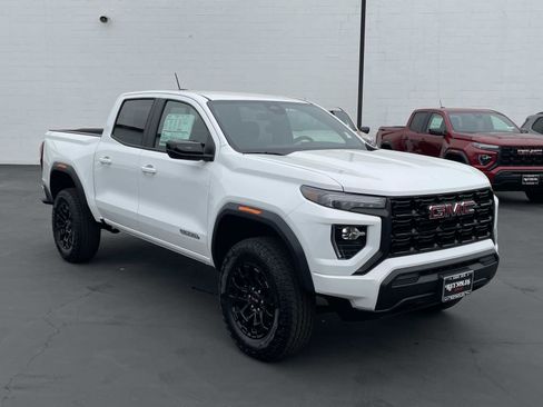 New 2026 GMC Canyon Elevation image 3