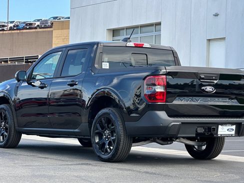 New 2026 Ford Maverick Lariat w/ Black Appearance Package AWD/4WD image 5