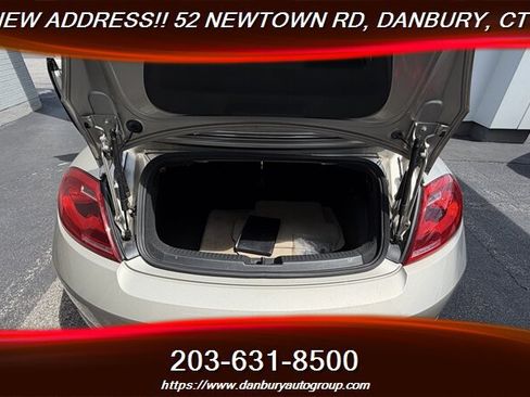 Used 2013 Volkswagen Beetle TDI FWD image 29