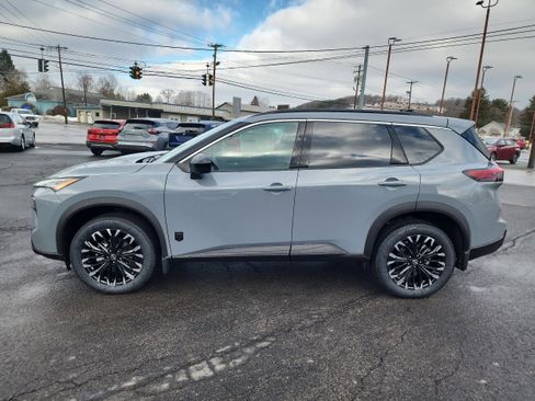 New 2026 Nissan Rogue SV image 5