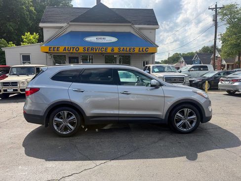 Used 2016 Hyundai Santa Fe Limited w/ Option Group 04 AWD/4WD image 1