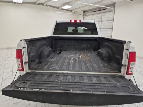Used 2022 RAM 2500 Big Horn image 27