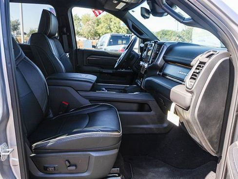 New 2024 RAM 2500 Limited image 18