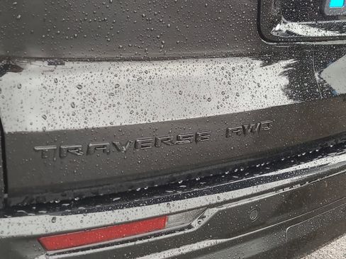 Used 2025 Chevrolet Traverse RS w/ LPO, Floor Liner Package AWD/4WD image 15