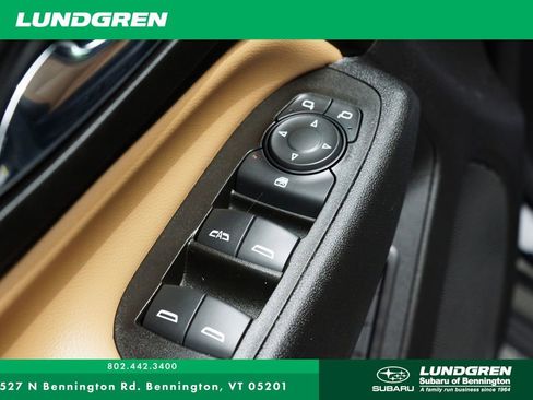 Used 2020 Chevrolet Equinox Premier AWD/4WD image 12