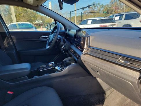 Used 2023 Kia Sportage LX image 34