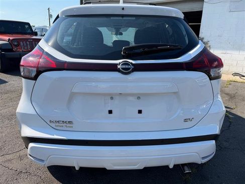 Used 2024 Nissan Kicks SV w/ Exterior Package FWD image 5