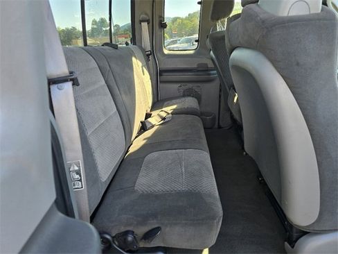 Used 2003 Ford F250 XLT image 13