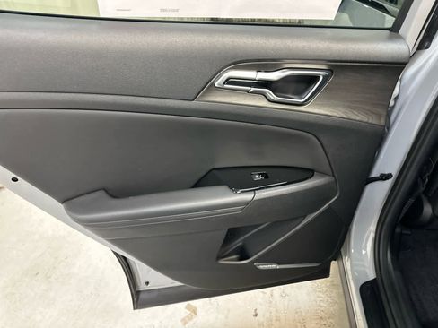 Used 2024 Kia Sportage X-Pro image 29