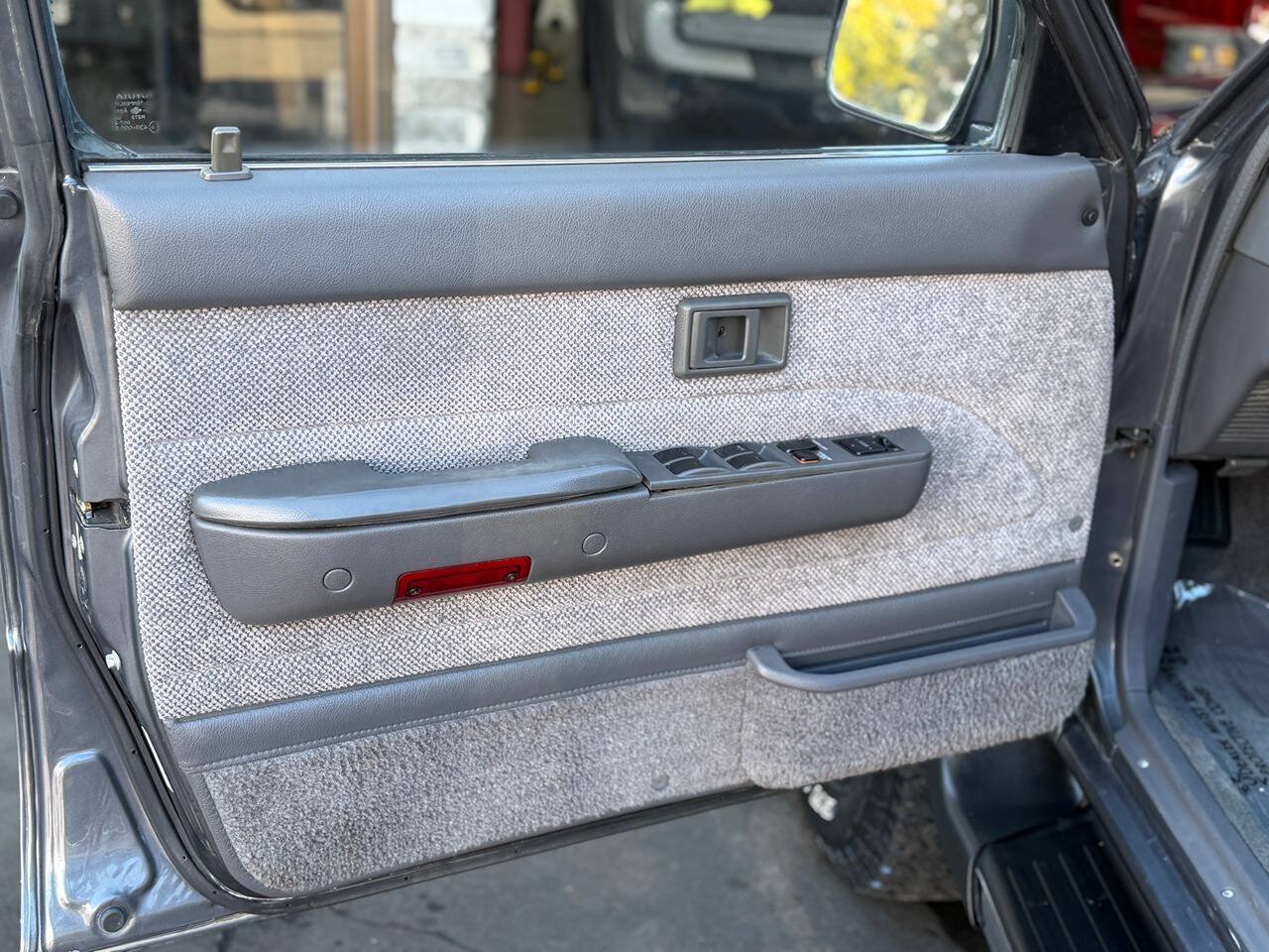 Used 1990 Toyota 4Runner SR5 AWD/4WD image 20