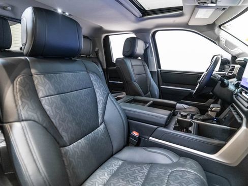 Certified 2022 Toyota Tundra Limited w/ Power Package AWD/4WD image 15