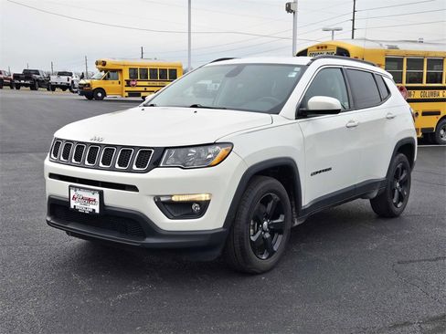Used 2018 Jeep Compass Latitude w/ Popular Equipment Group image 7